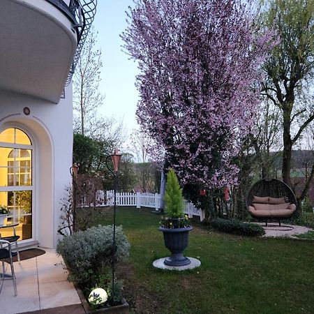 Gardenview Apartments & Suites Bei Bad Kissingen Nüdlingen Exteriör bild